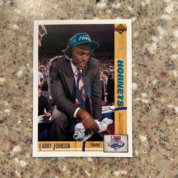 Upper Deck NBA Larry Johnson Trading Card - Blue and Gold Rc mint condition - Picture 1 of 4